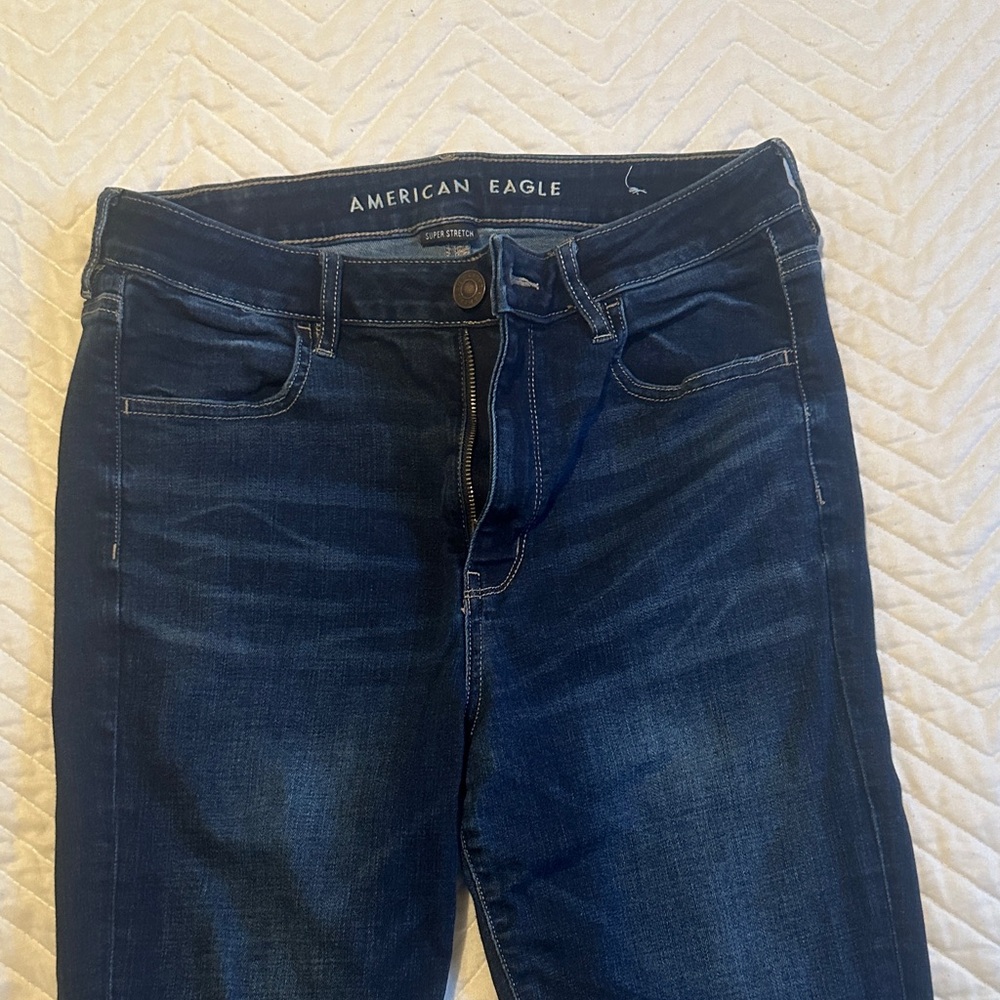 American Eagle Outfitters Women's Dark Blue Hi-Rise Jegging